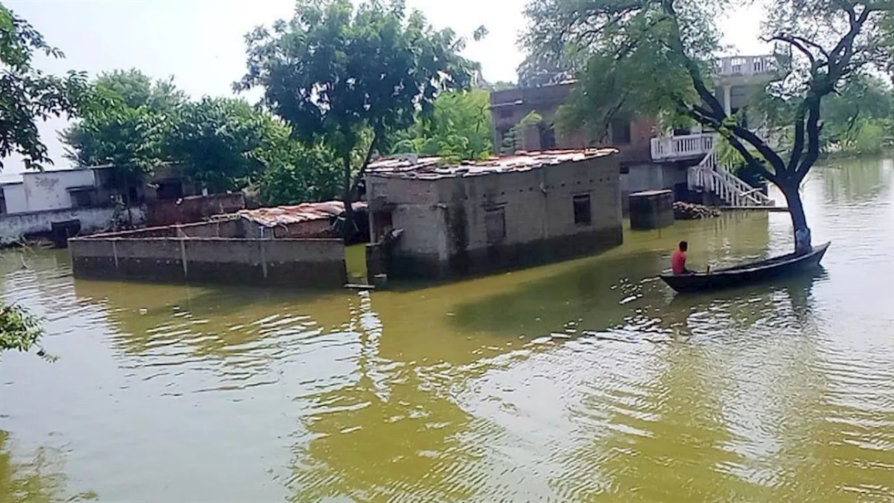 Ballia Flood: गंगा व सरयू के बाढ़ से एनएच-31 सहित 25 सड़कें हुईं क्षतिग्रस्त, बढ़ी मुश्किलें