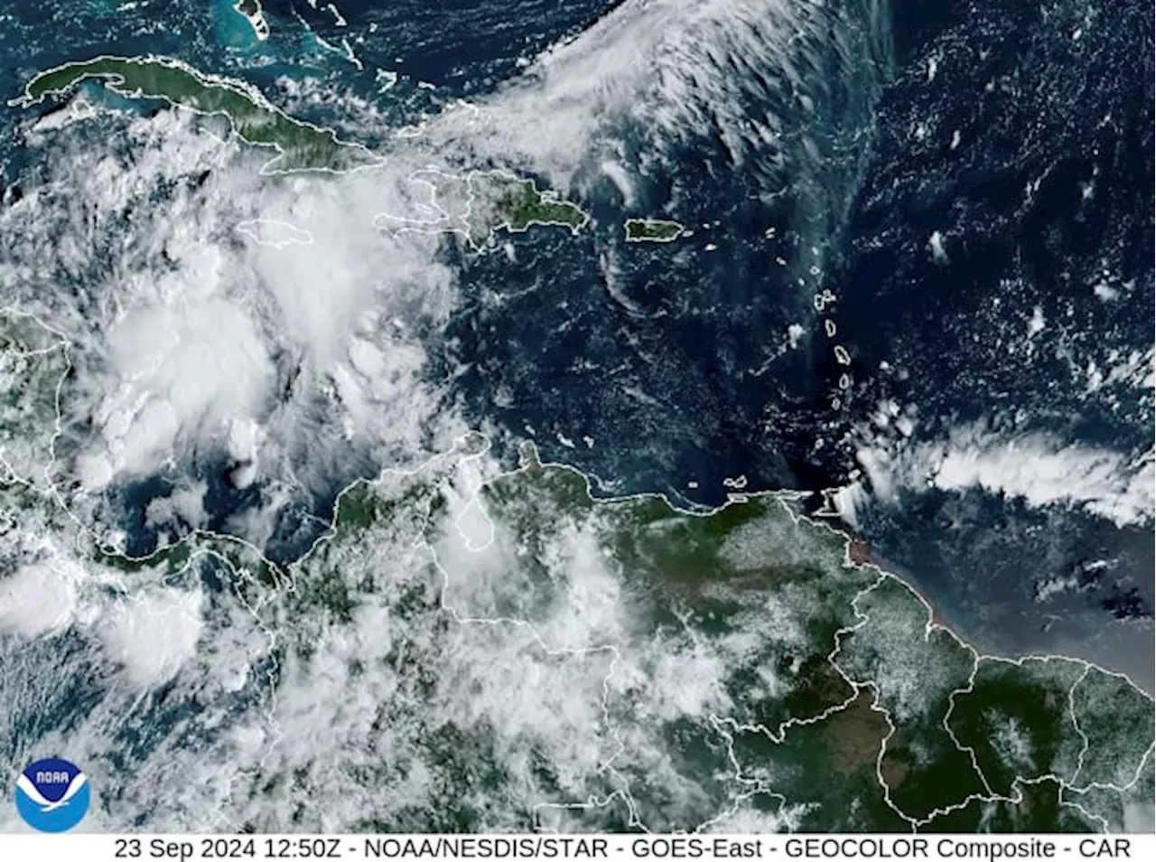 Southeast US under major storm warning as hurricane watch issued for parts of Cuba and Mexico