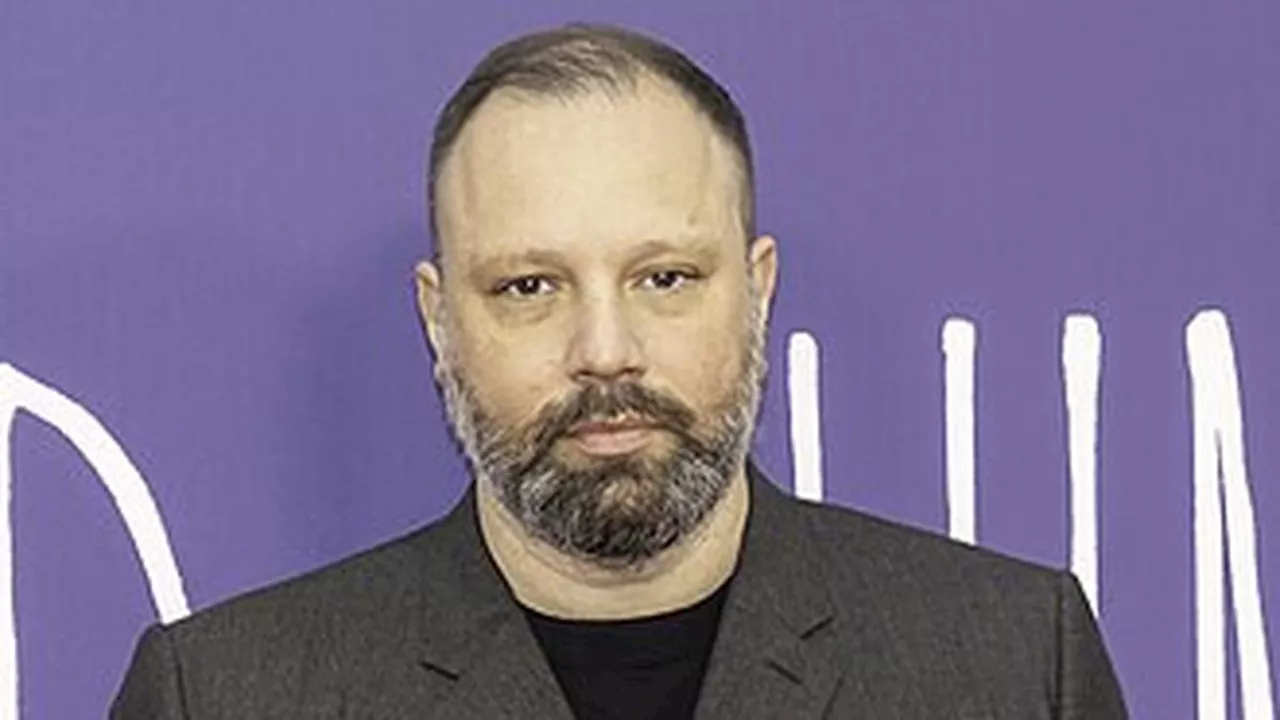 Sosok Yorgos Lanthimos, Sutradara Film Poor Things yang Raih 11 Nominasi Oscar