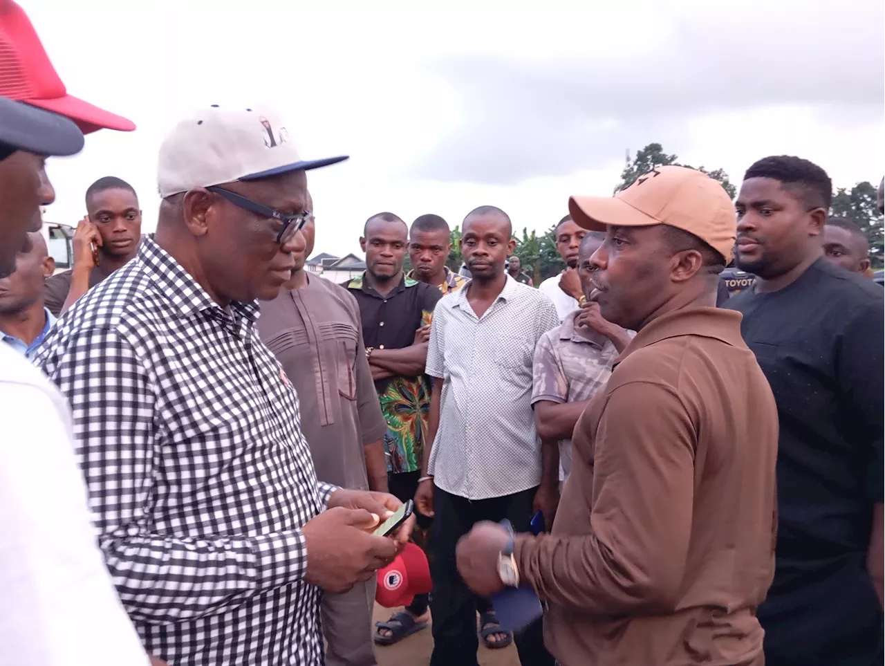 BREAKING: Fubara’s Men Dump PDP for APP Ahead of Rivers LG Election [PHOTOS]