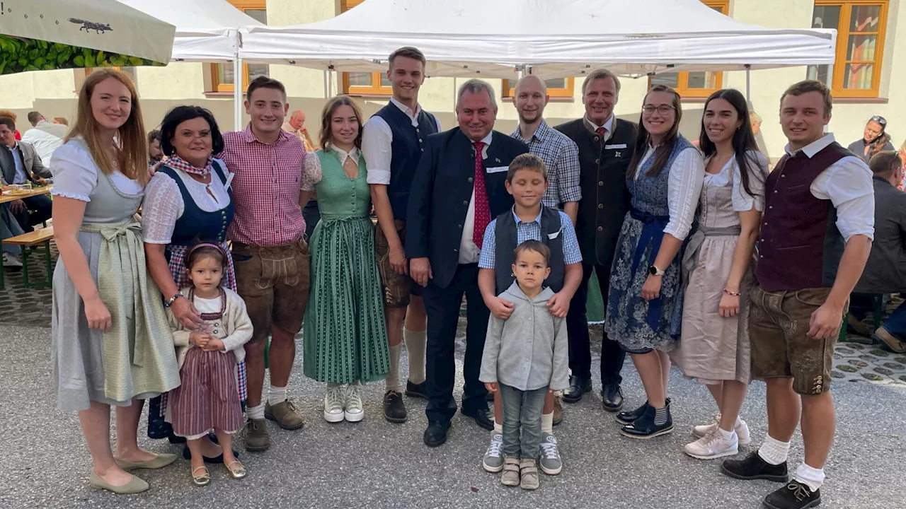 Lanzenkirchen zelebrierte Erntedank beim Café Adrienn