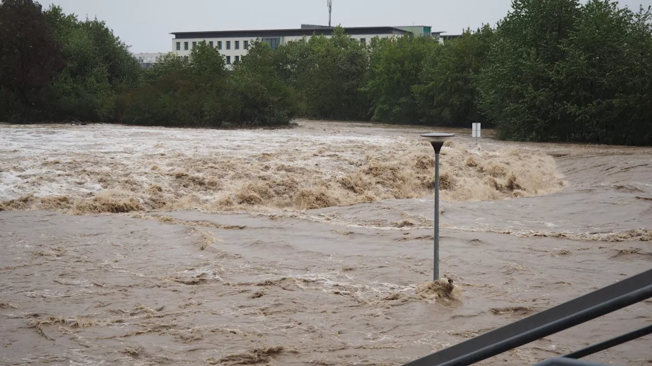 St. Pöltner Stadtchef fordert bis zu 10.000 Euro für jeden Haushalt