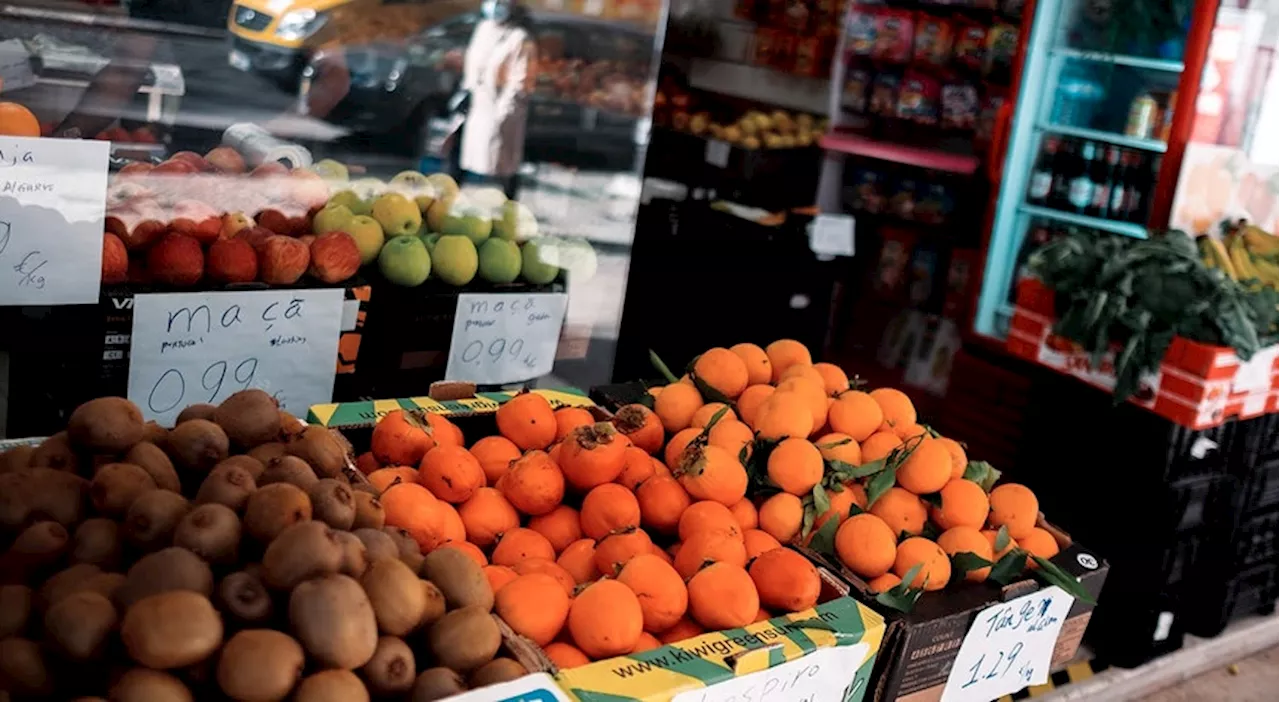 Cada português gasta 350 euros por ano em alimentos que não come