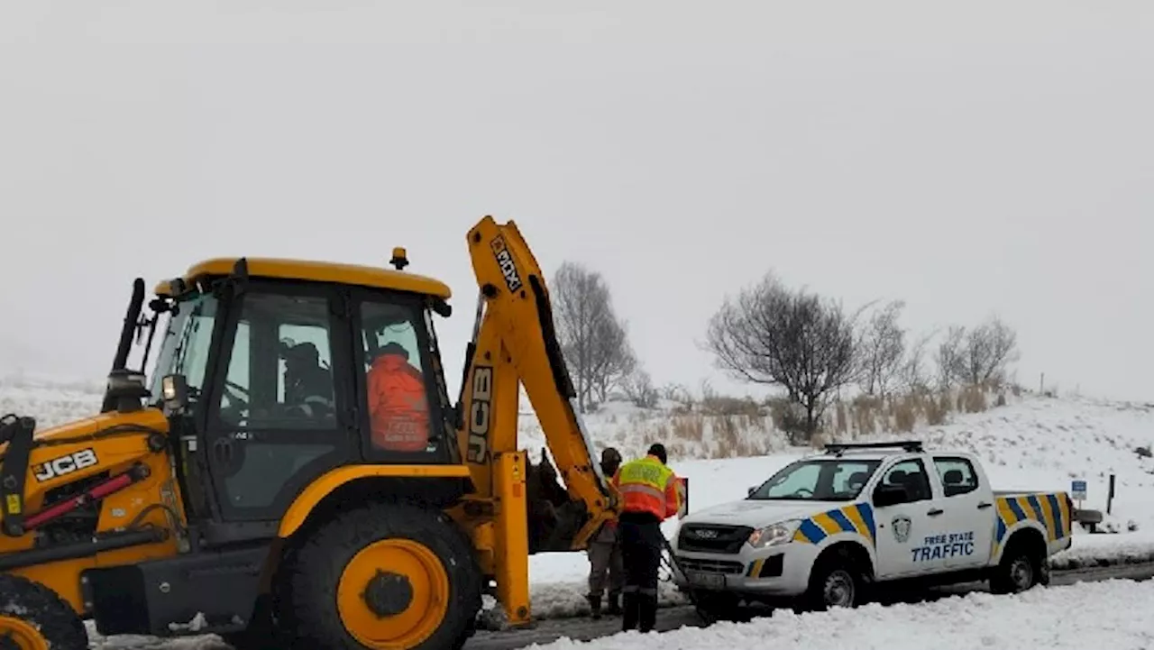 Rescue operations underway for stranded Free State motorists - SABC News - Breaking news, special reports,