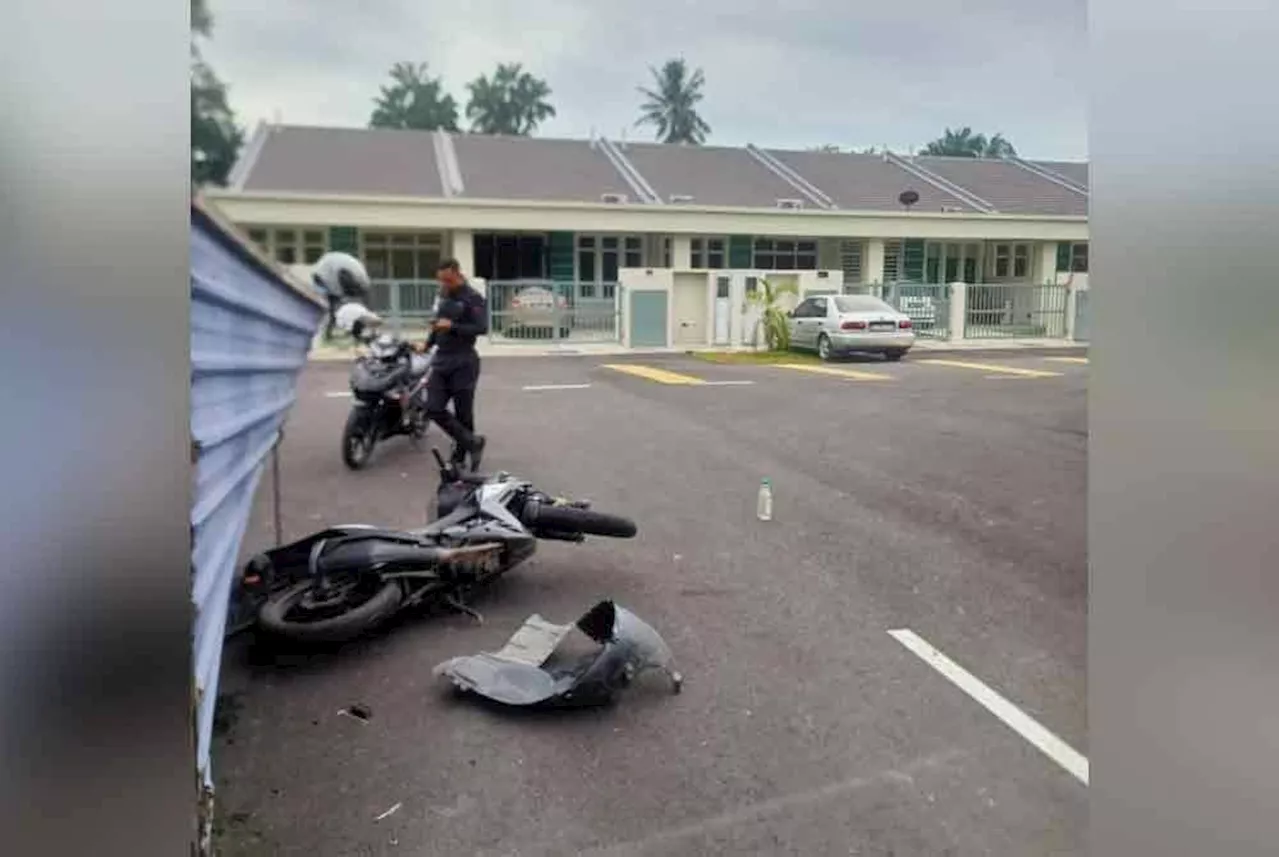 Robbery suspects ram into police motorcycles in Telok Panglima Garang