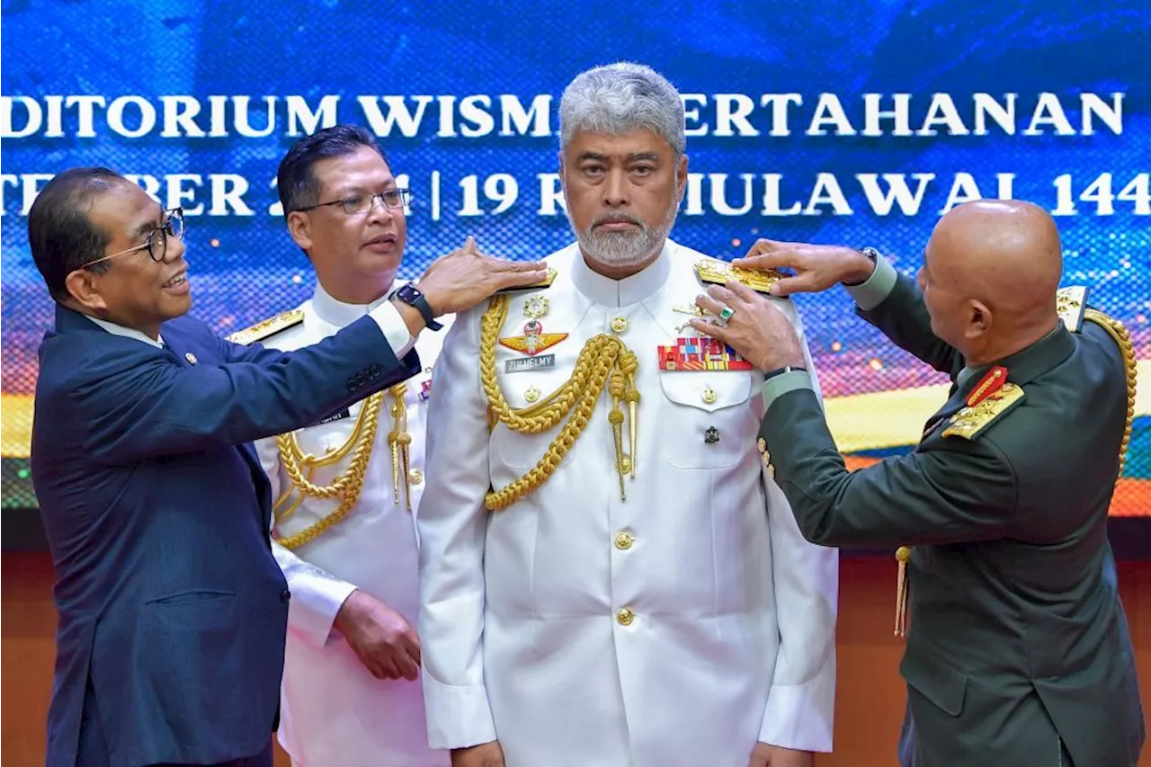 Zulhelmy Ithnain is new Navy chief