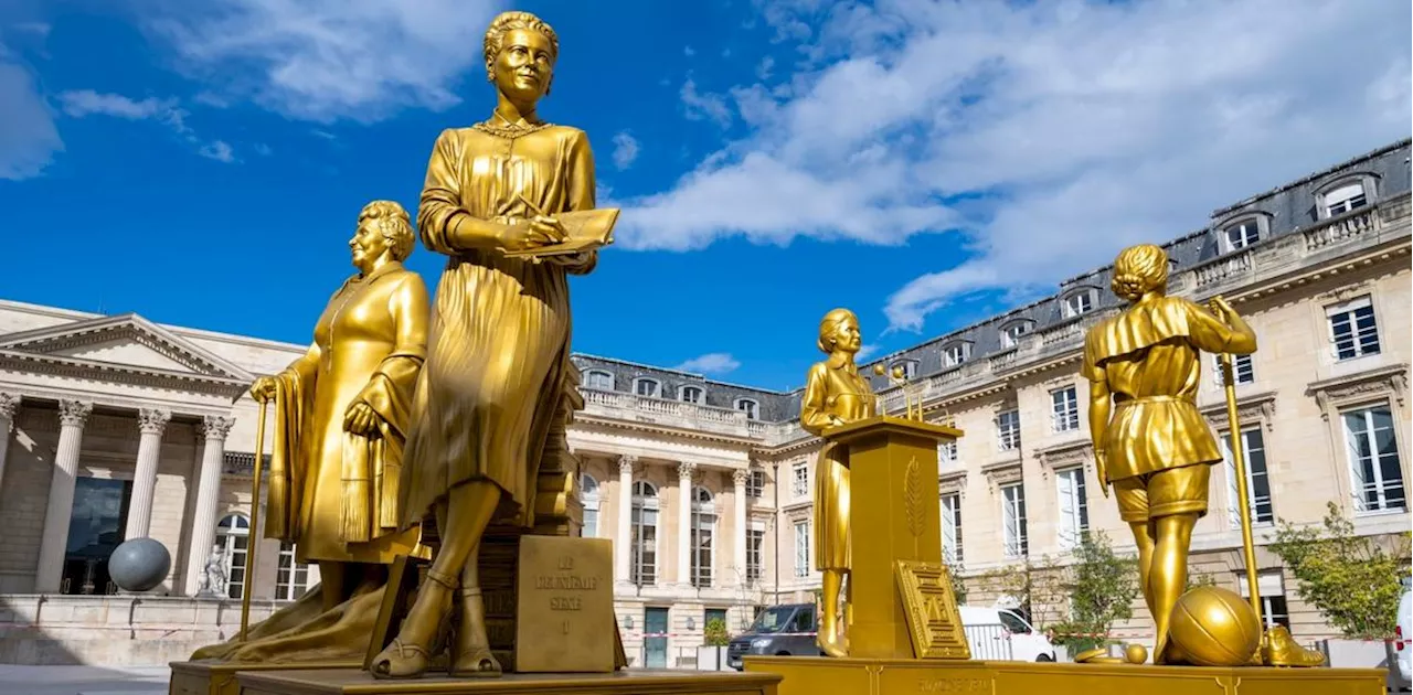 VIDEOS. Qui sont les « dix femmes en or » dont les statues sont exposées à l’Assemblée nationale ?