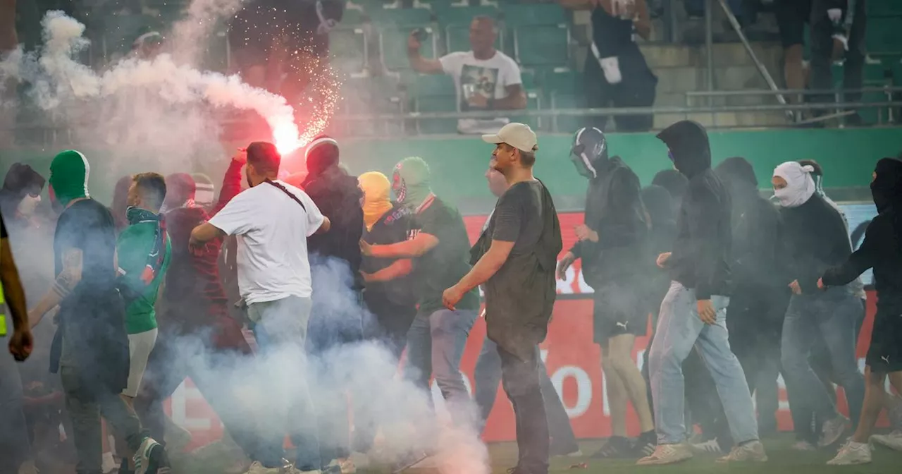 Derby der Unvernunft: Austria- und Rapid-Fans eskalierten