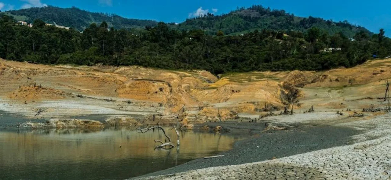 Kemarau berpanjangan, Ecuador catu bekalan elektrik