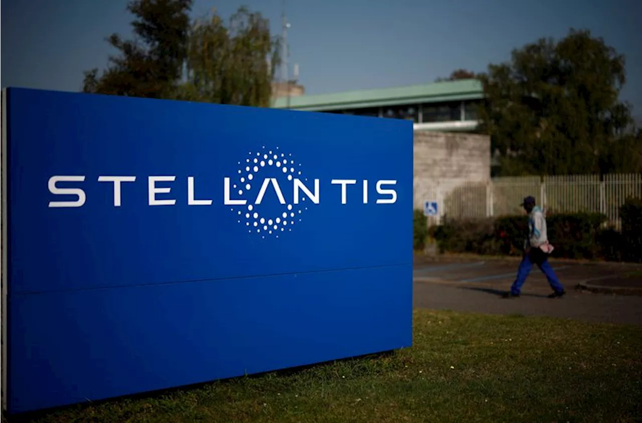 Stellantis aims to cut North America inventories by 100,000 by early-2025, CFO says