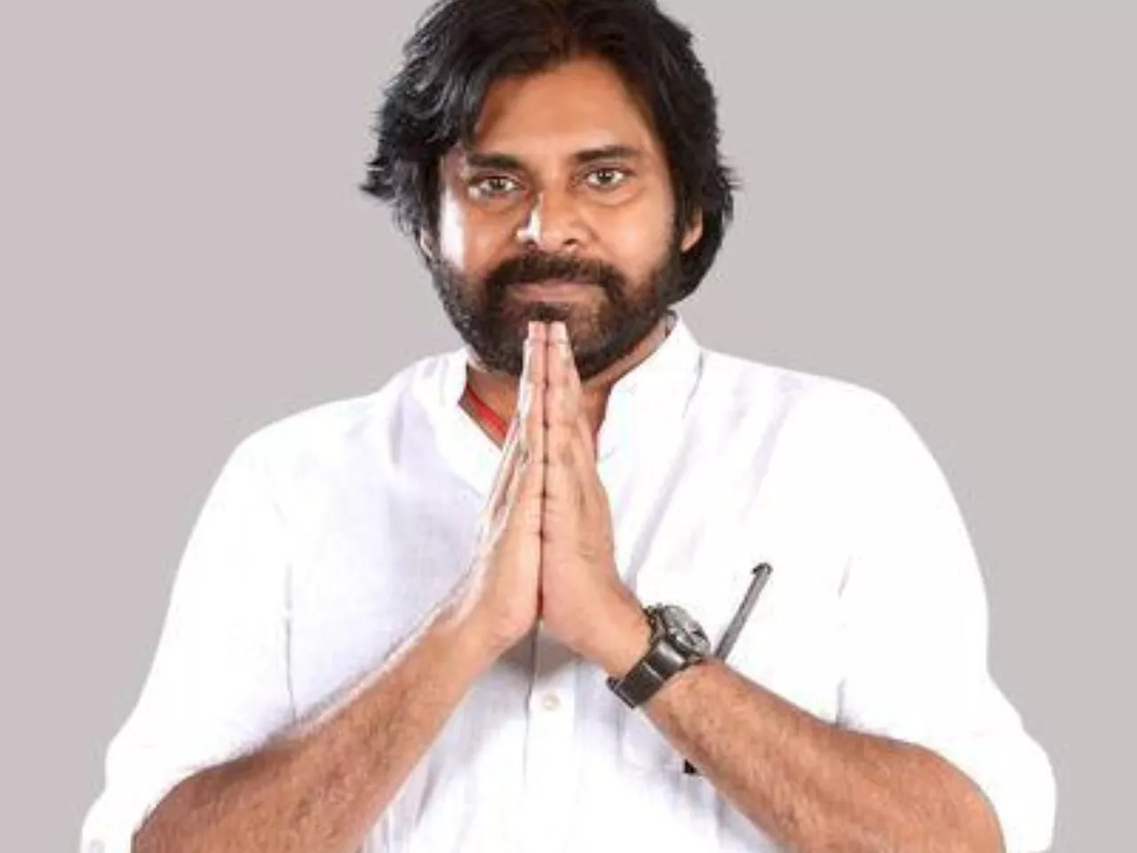 Pawan Kalyan: ఫ్యాన్స్ కు బిగ్ షాక్ ఇచ్చిన పవన్ కళ్యాణ్.. పవర్ స్టార్ నుంచి ఇది ఎక్స్ పెక్ట్ చేయనది..