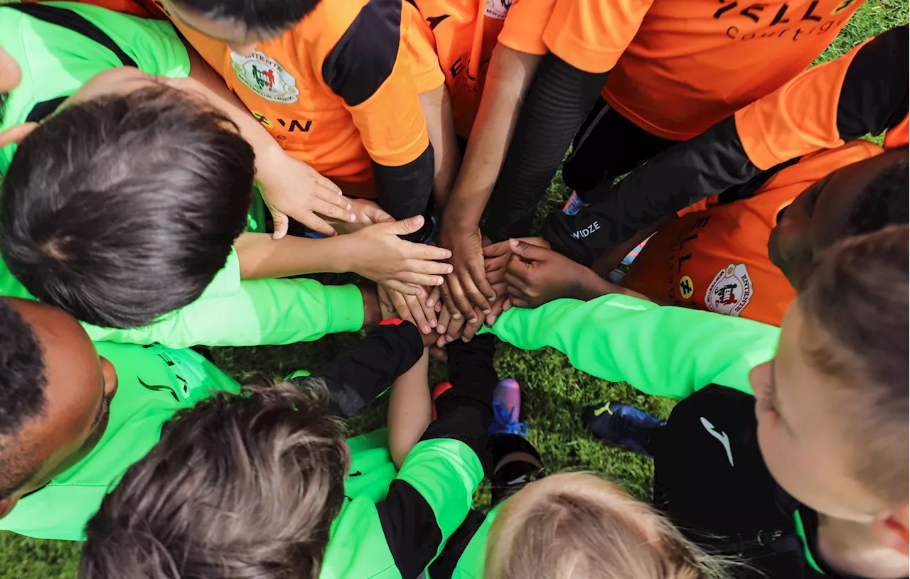 Menace à l'arbitre : un éducateur de football suspendu dans l'Allier