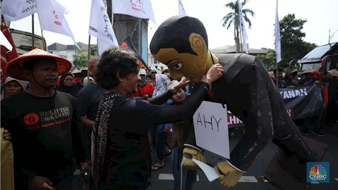 Potret Serikat Petani Demo di Kantor AHY, Tuntut Ini