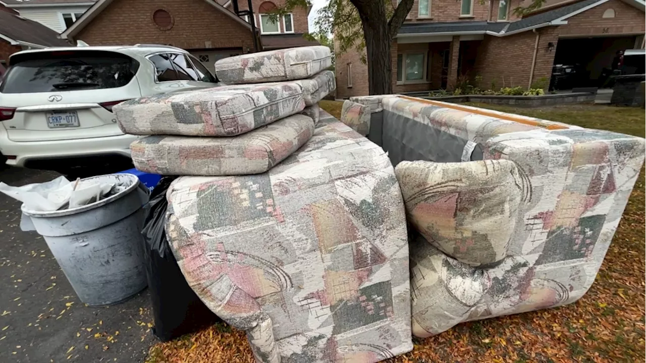 Ottawa's 3-item garbage limit starts Monday, residents take advantage of final days