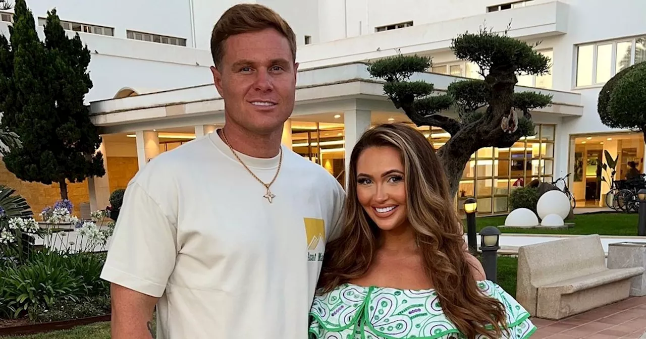 Charlotte Dawson announces gender of third baby as fiance Matthew 'not involved'