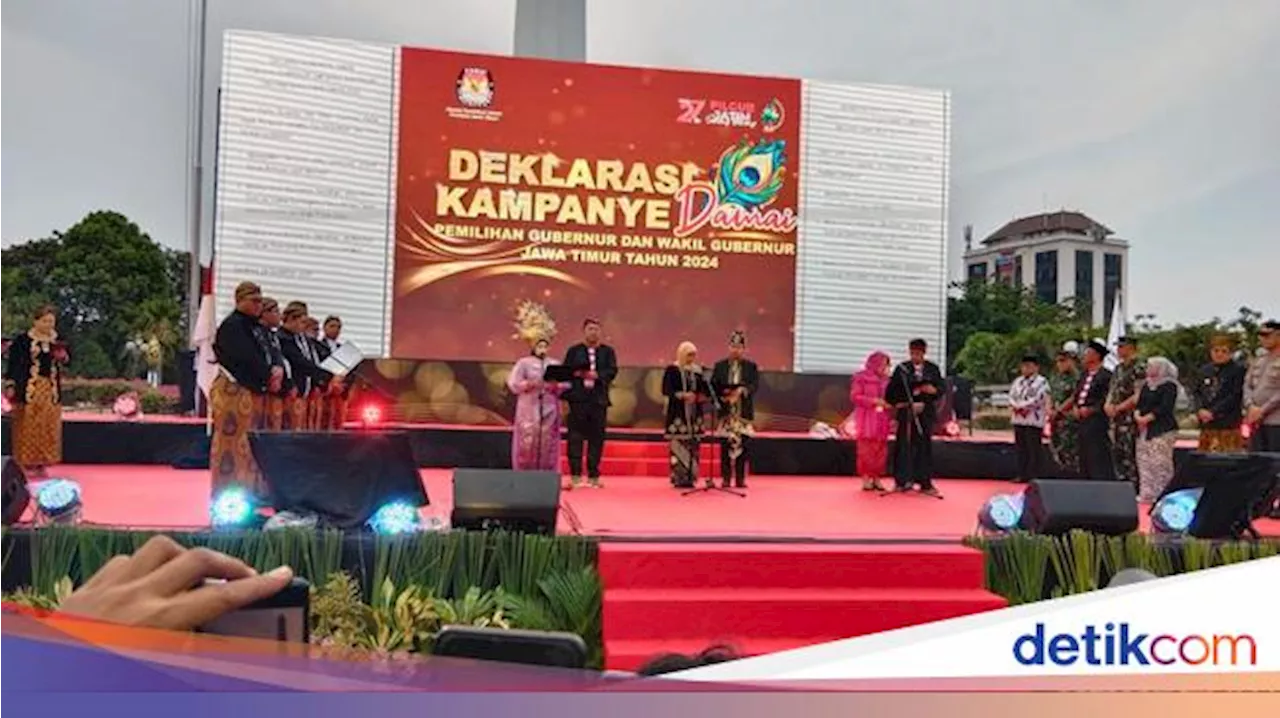 Adu Pantun dan Yel-yel Warnai Deklarasi Kampanye Damai Pilgub Jatim 2024