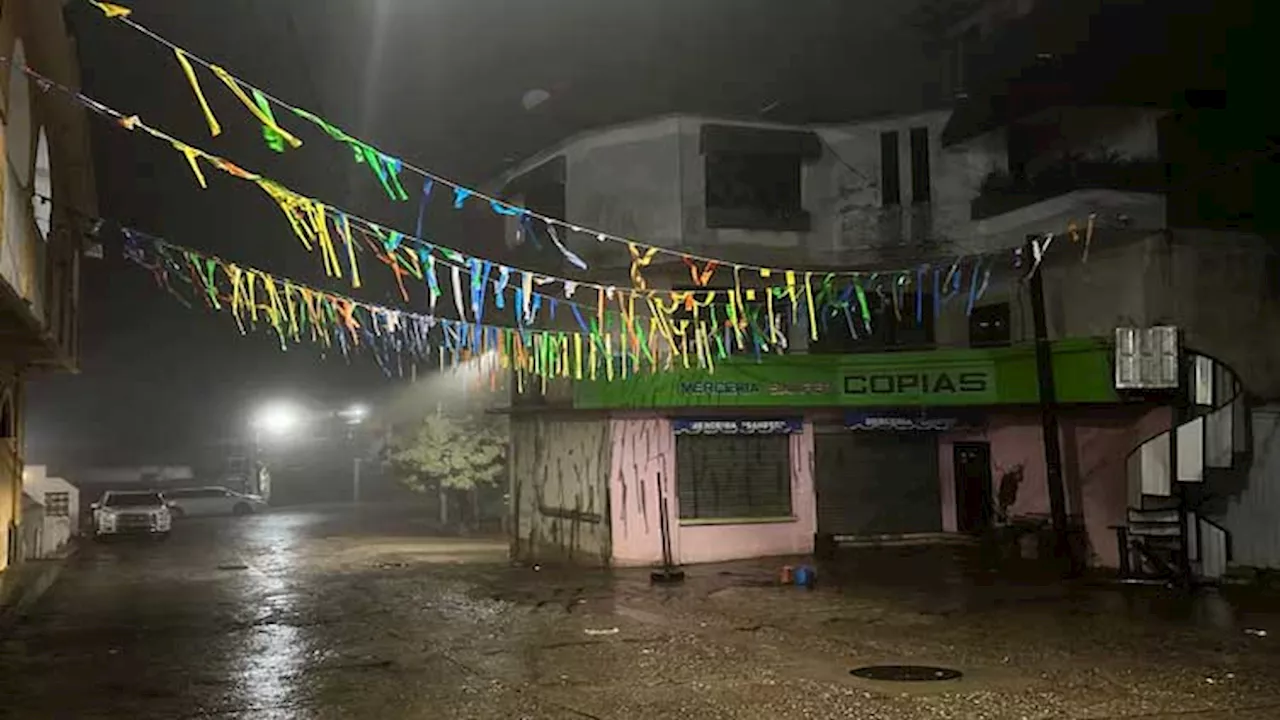 Tropical Storm John lashes Mexican coast, two killed in mudslide