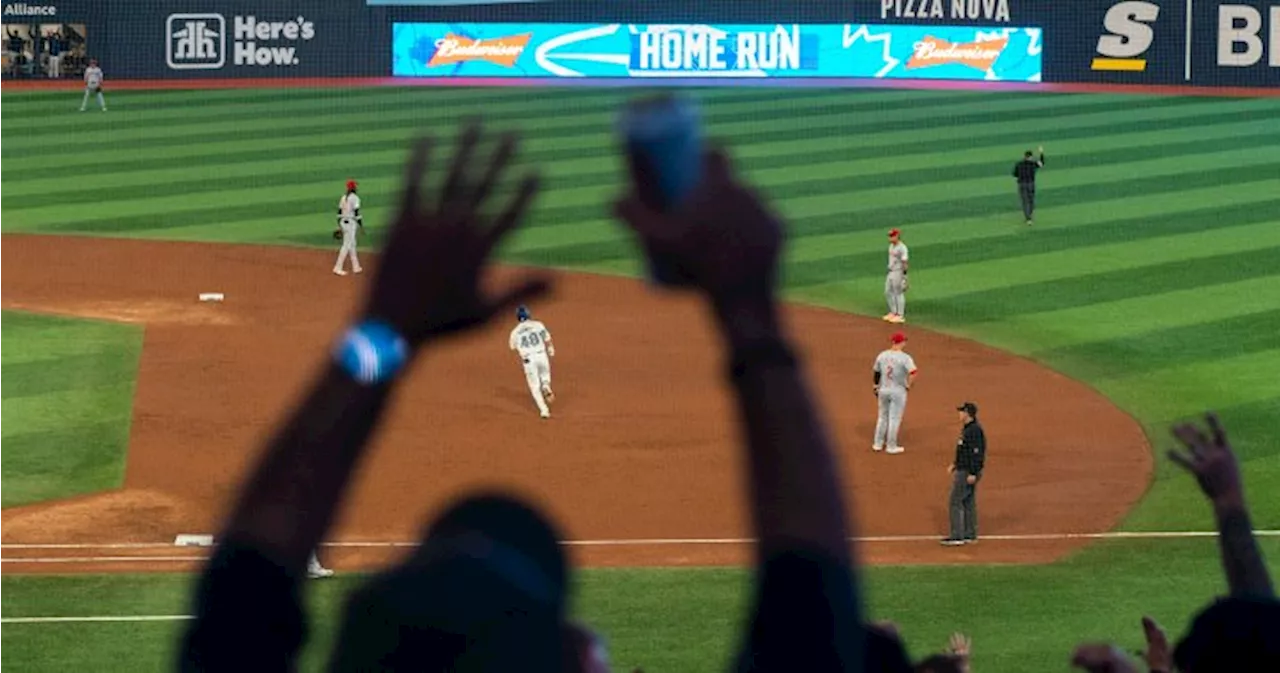 Let’s be frank: Blue Jays eye new ‘Loonie Dog’ record against Red Sox