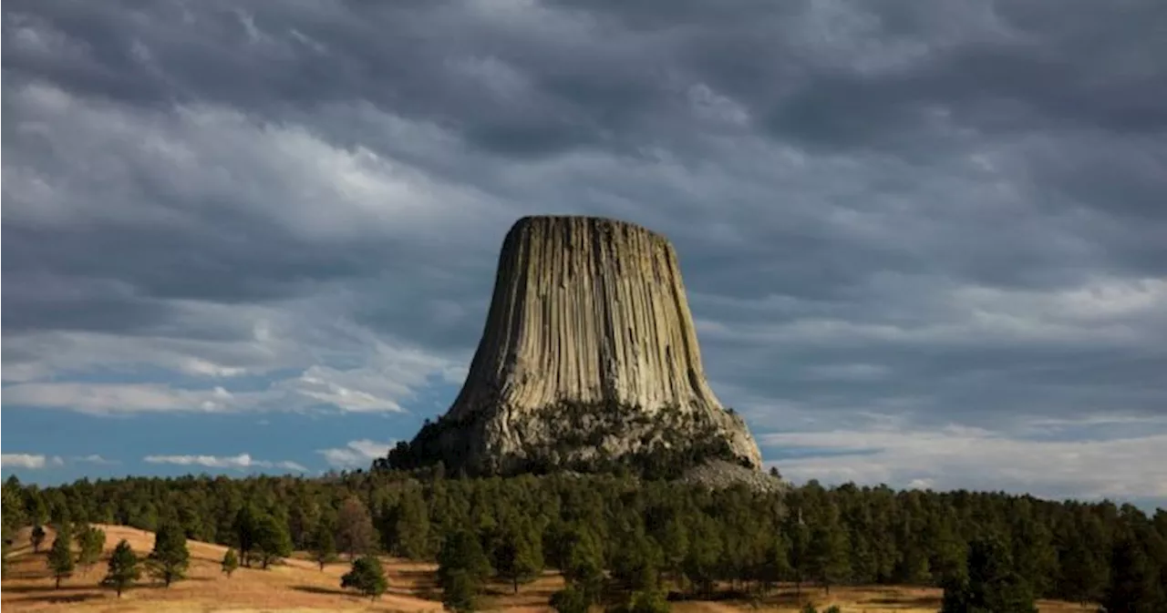 Rock climber falls to his death at Devils Tower, leaving partner stranded