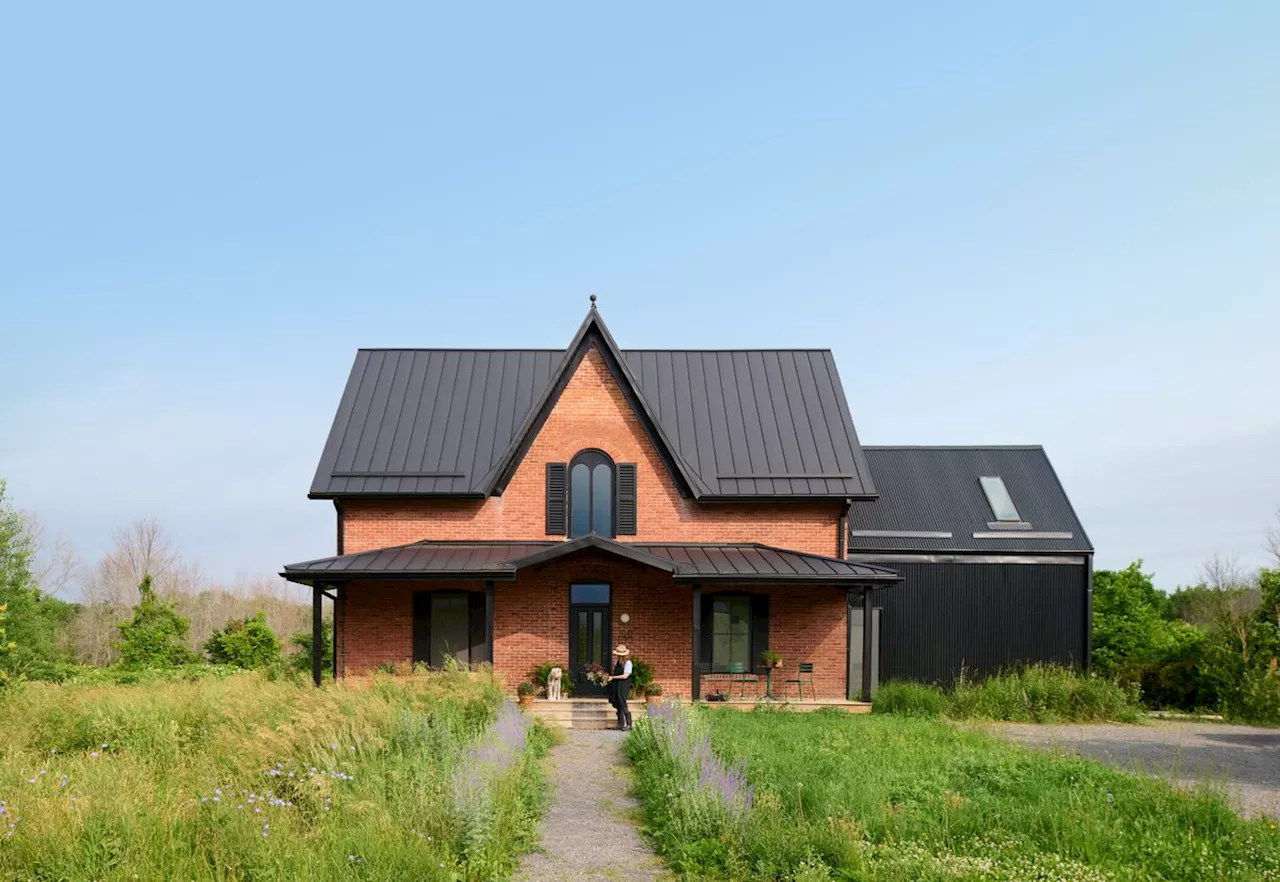 An 1875 farmhouse with 21st-century attitude