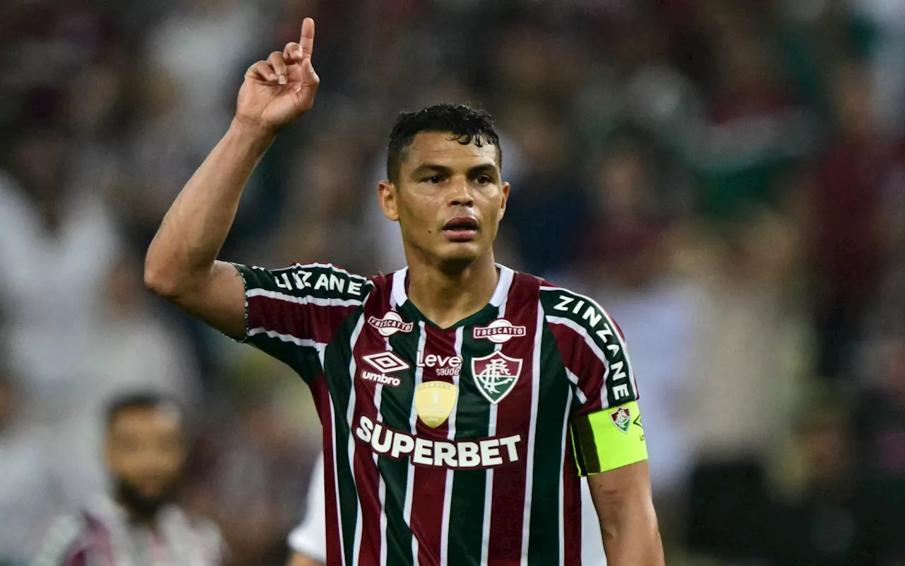 Thiago Silva viaja com o elenco do Fluminense para enfrentar o Atlético-MG