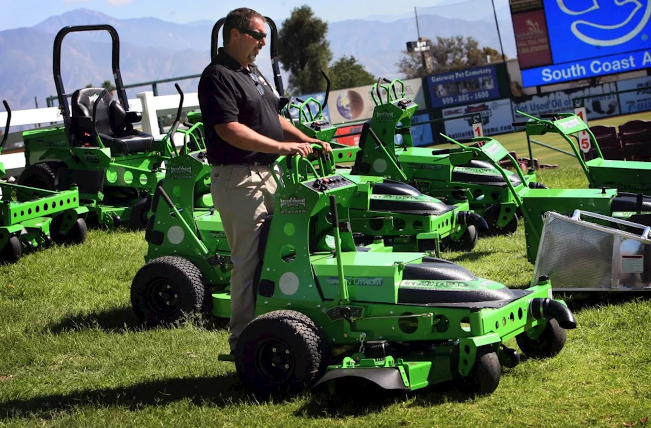 AQMD offers up to $250 to replace gas mowers, other lawn tools with electric models