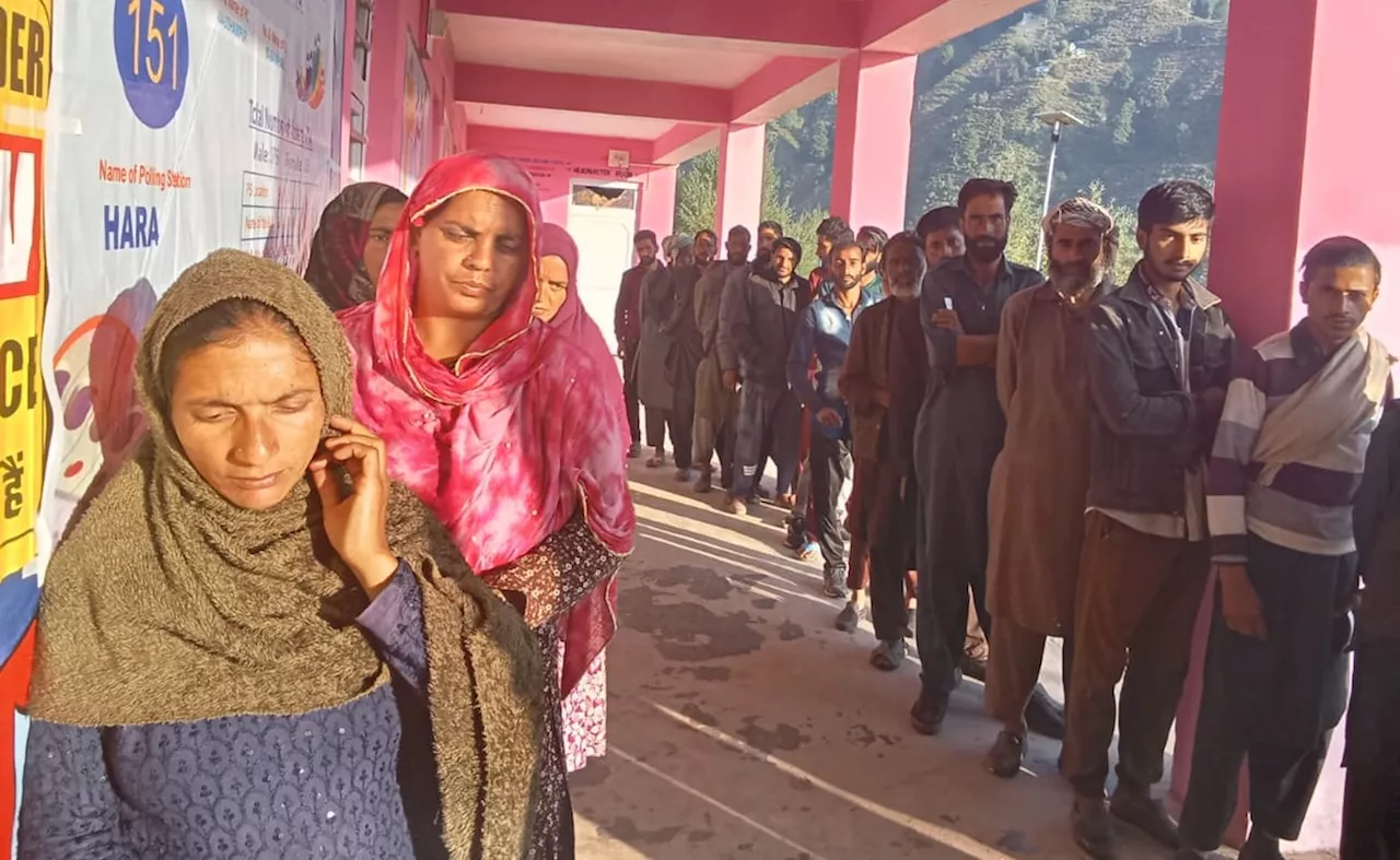 Jammu-Kashmir Elections 2024 2nd Phase Voting Live Updates: जम्मू कश्मीर की 26 सीटों पर मतदान आज, 239 उम्मीदवार मैदान में