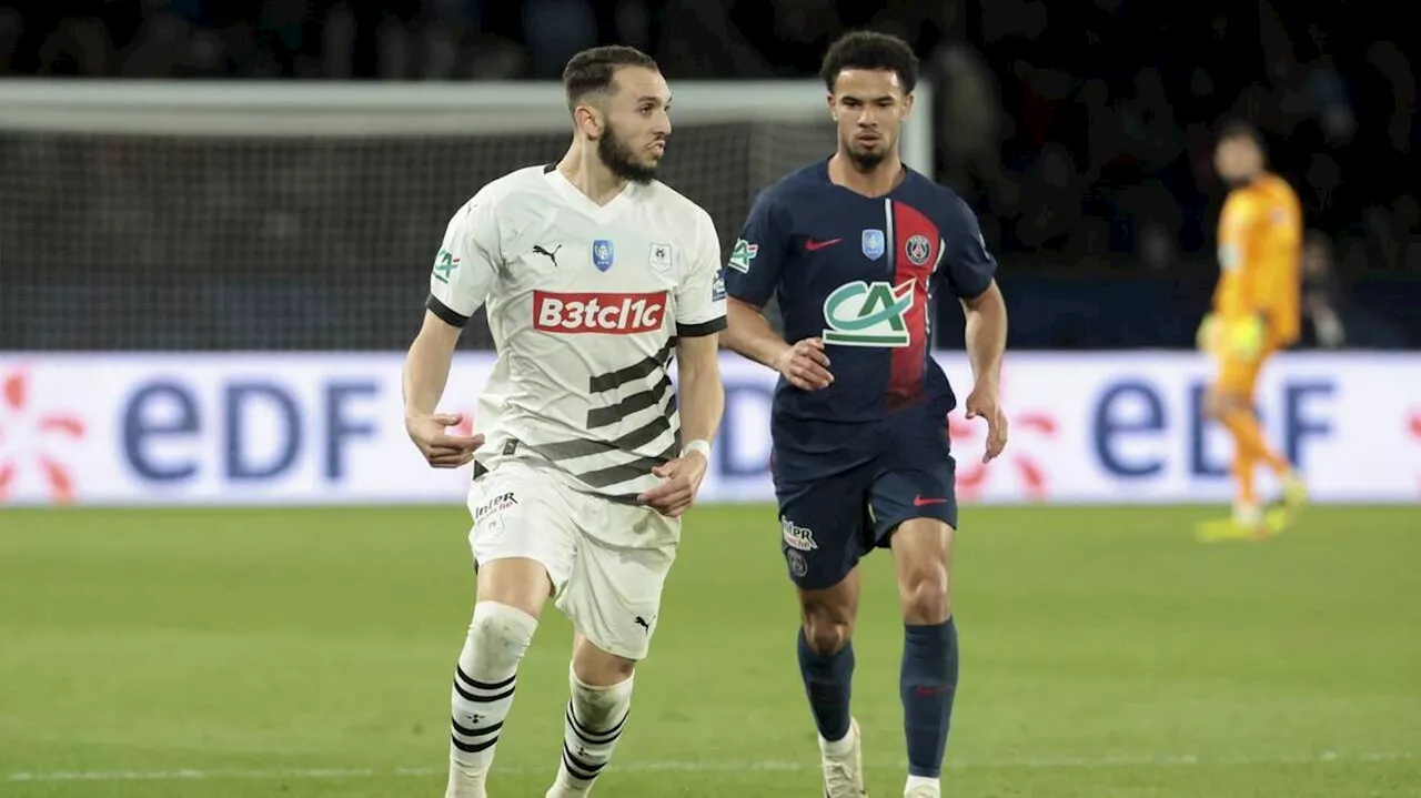 PSG. Le club parisien portera un nouveau maillot rose face au Stade Rennais