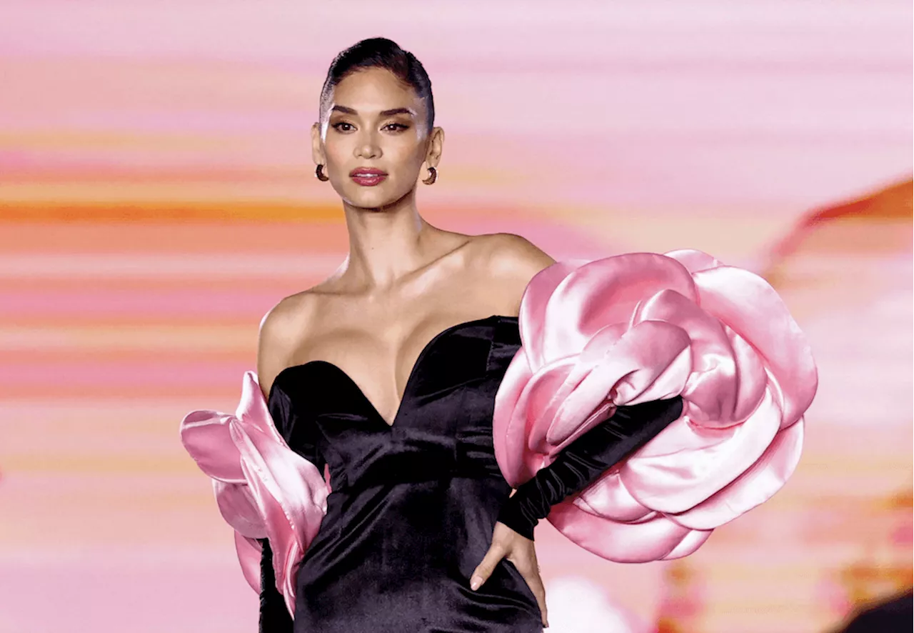 LOOK: Pia Wurtzbach is a stunner as she walks the runway in Paris Fashion Week