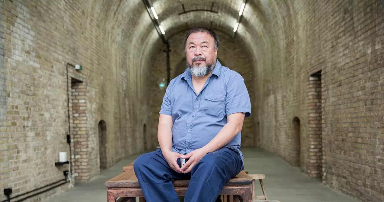 Ausstellung in Italien: Mann zertrümmert Skulptur von Künstler Ai Weiwei