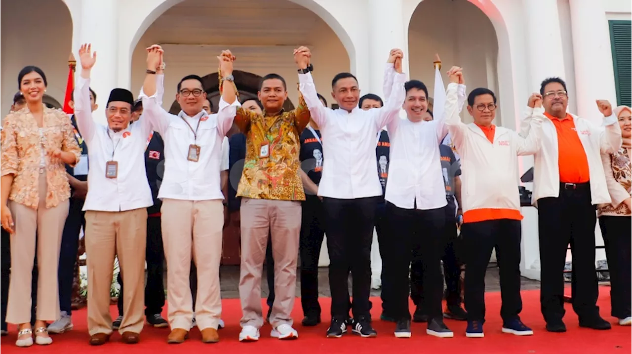 Saling Gandeng Tangan, Cagub-Cawagub Jakarta Deklarasi Kampanye Damai