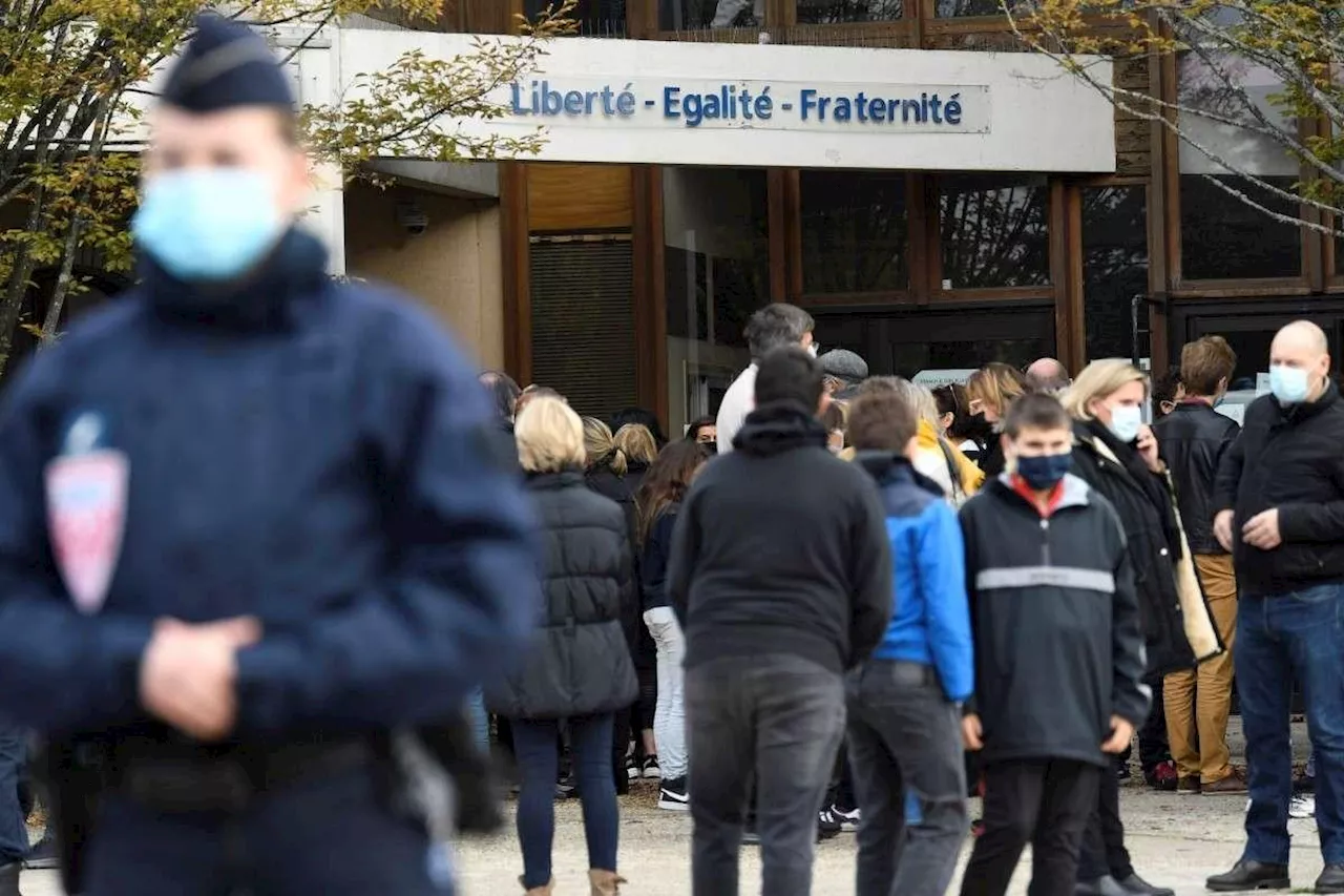 « Pas de meilleure manière » d’honorer sa mémoire : le collège où Samuel Paty enseignait devrait porter son nom