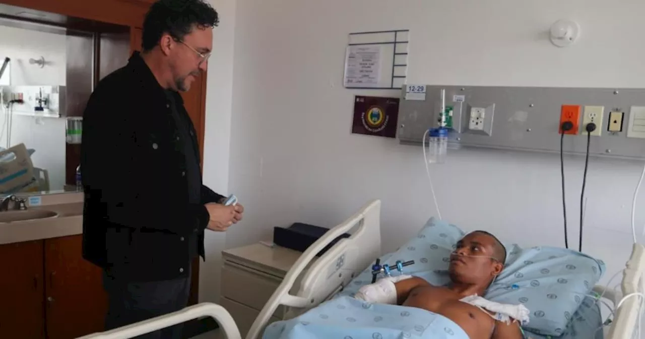 Andrés Cepeda lleva música y esperanza a soldados heridos en el Hospital Militar de Bogotá