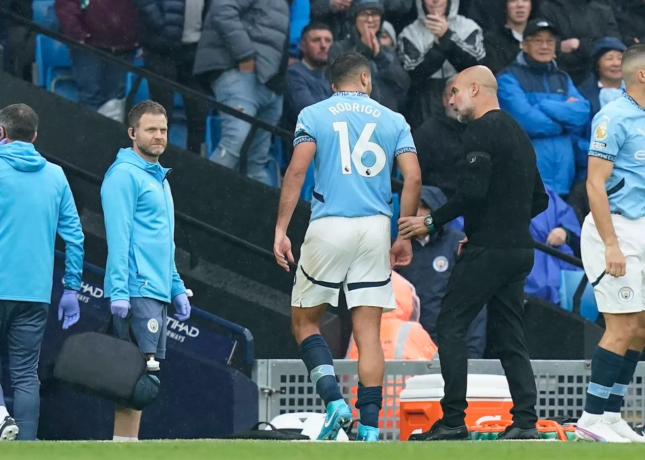 Guardiola heeft klein sprankje hoop voor Rodri: 'Maar hij ligt er lang uit'