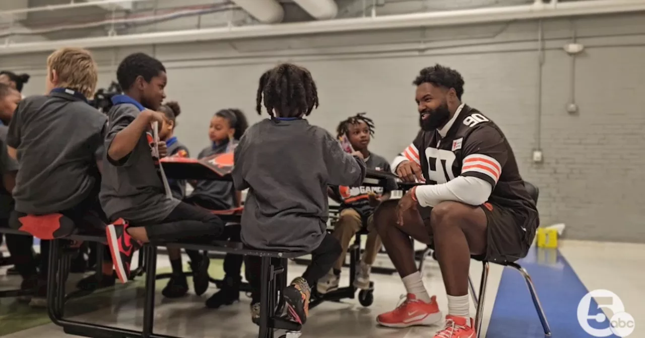 Browns DT Mo Hurst visits Preps Willard Campus, encourages kids to get good grades