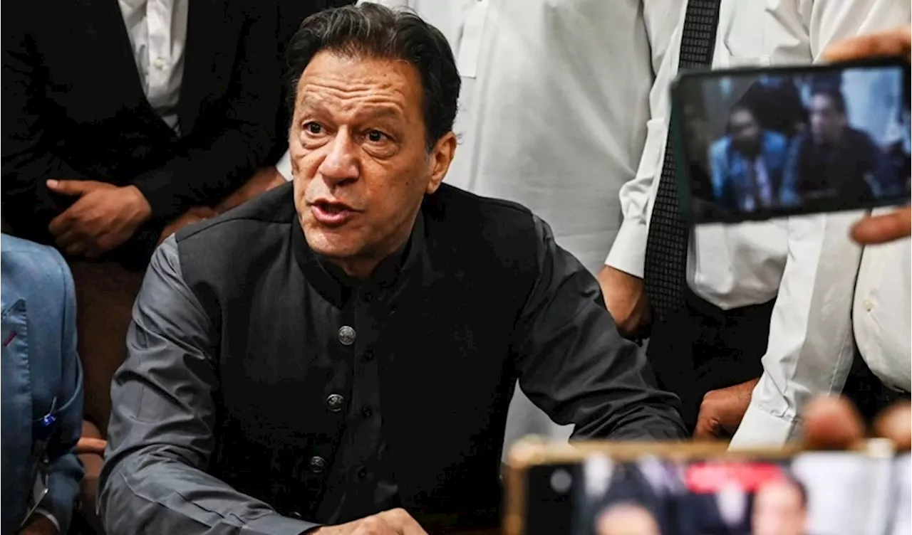 Imran Khan castigates govt for attempts to destroy Supreme Court