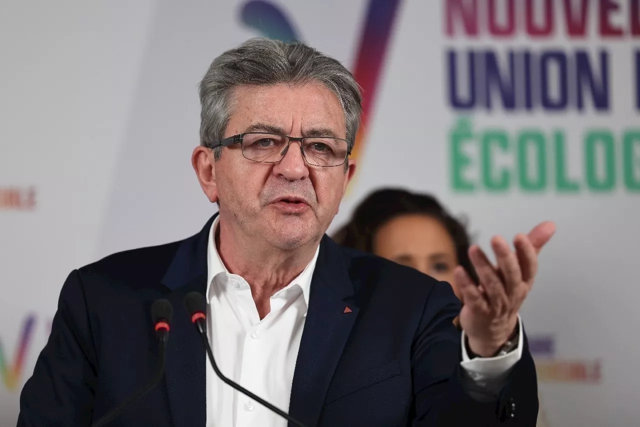 Mélenchon va appeler à la destitution de Macron en Lozère, mais il est attendu au tournant...