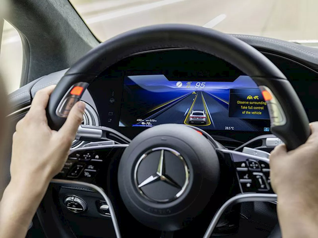 Mercedes-Benz aumenta la velocità del Drive Pilot fino a 95 km/h