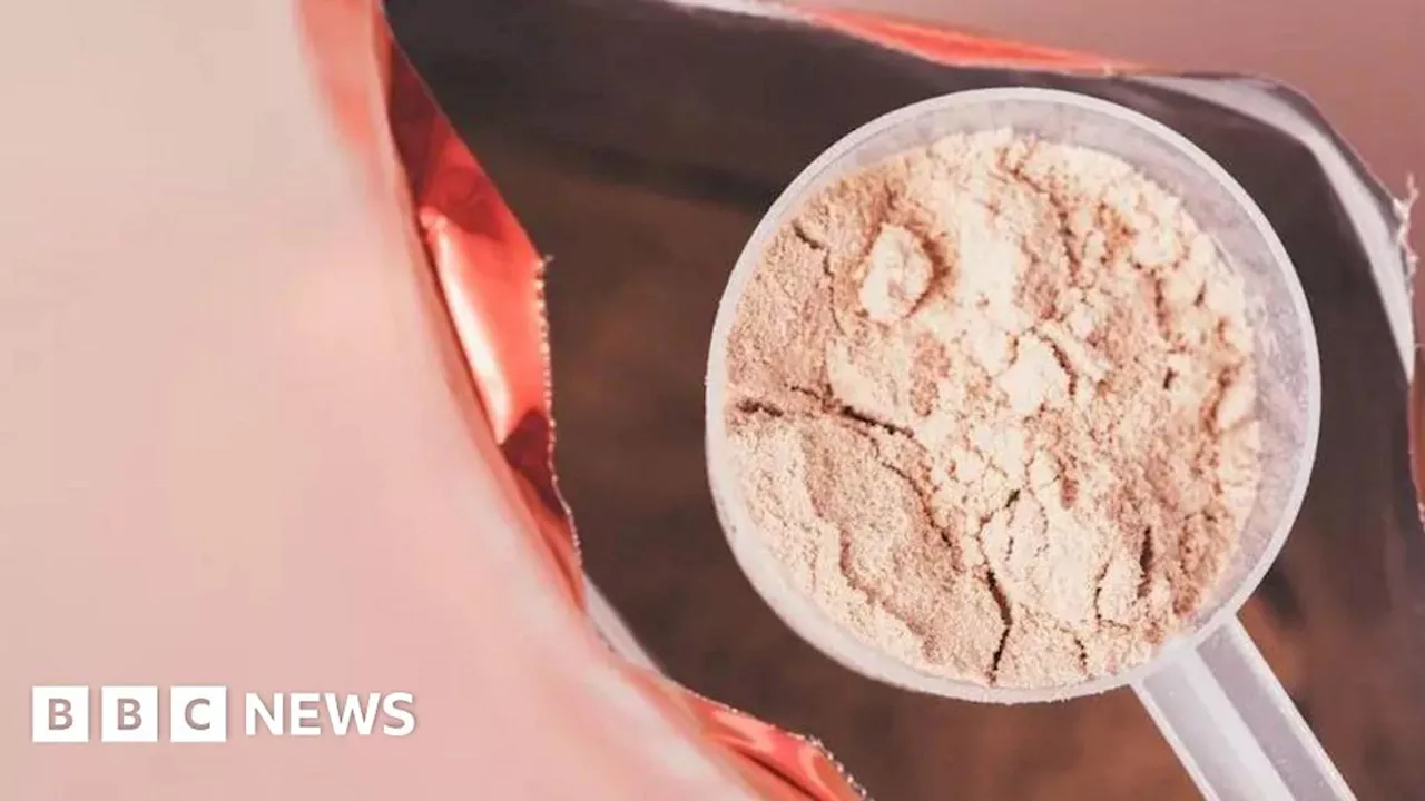 Caffeine supplements: Powder drinks advice after man's overdose