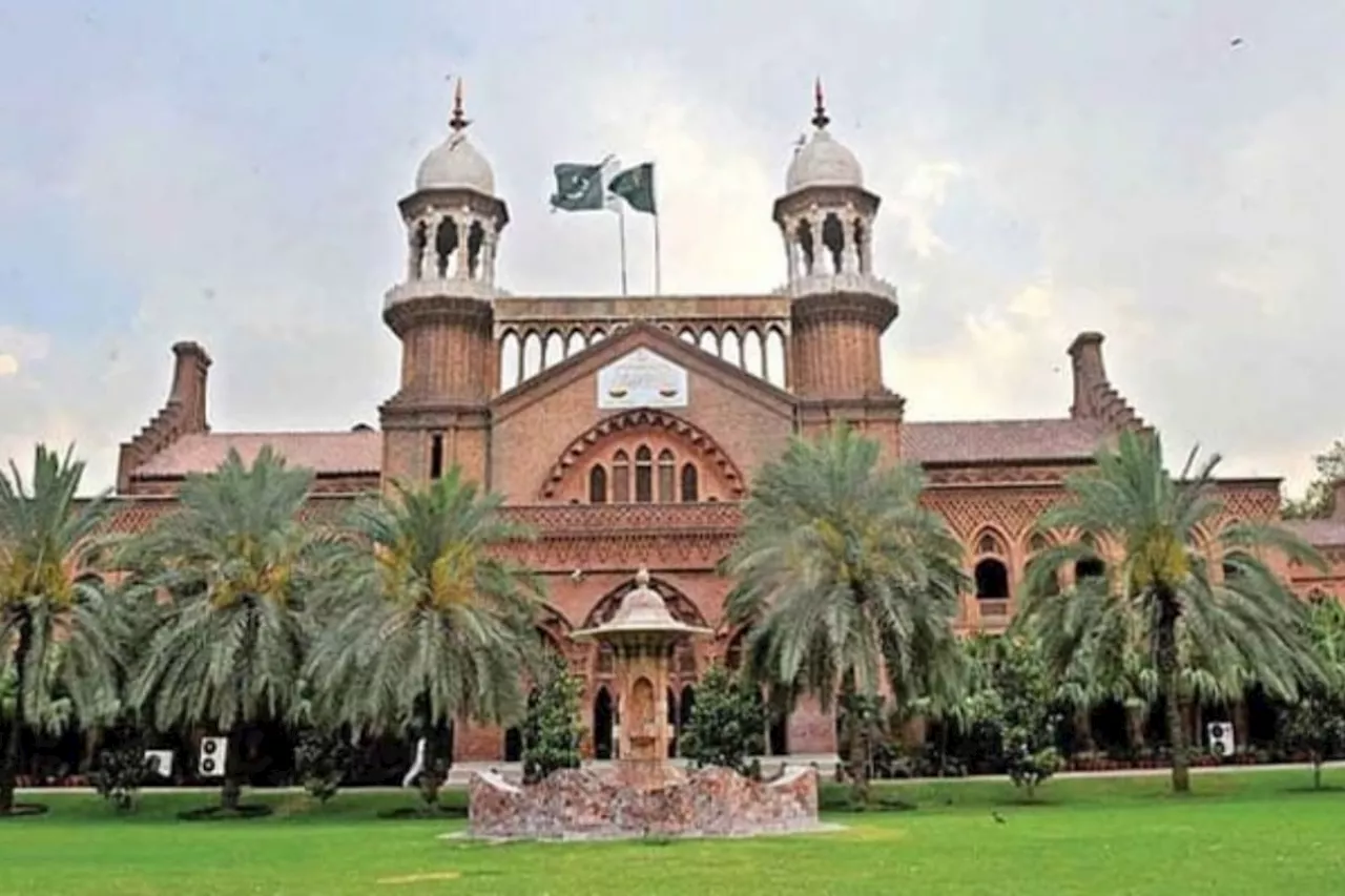 PTI moved to LHC seeking permission for rally at Minar e Pakistan