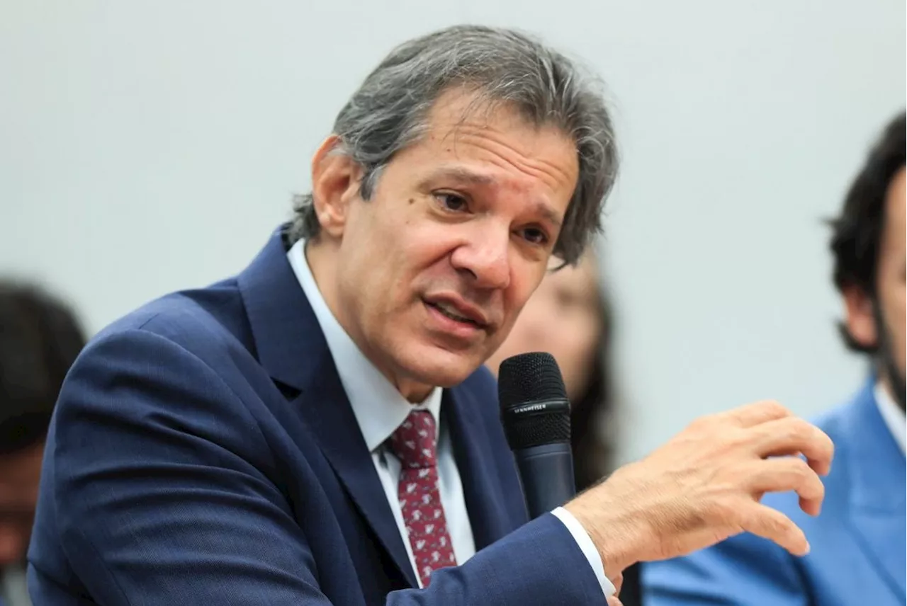 Fazenda terá sistema para impedir apostas online com cartão e mapear CPFs, diz Haddad