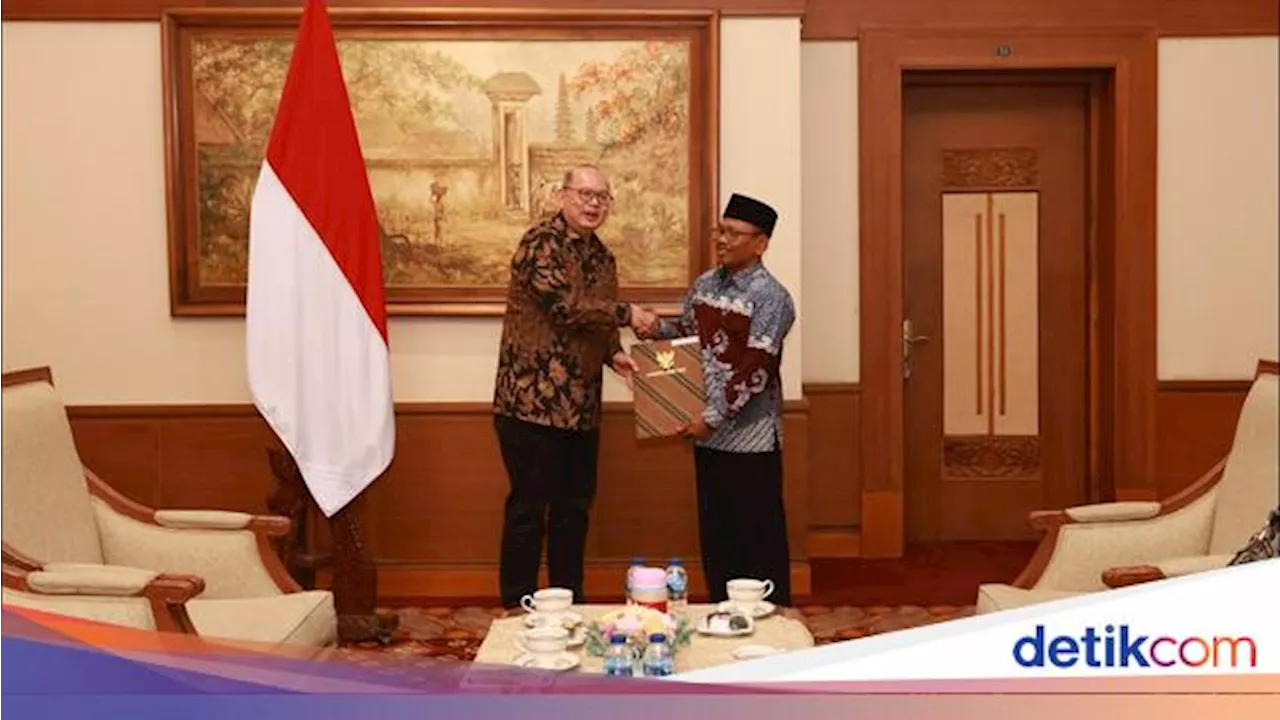 Sugirah Resmi Menjabat Plt Bupati Banyuwangi