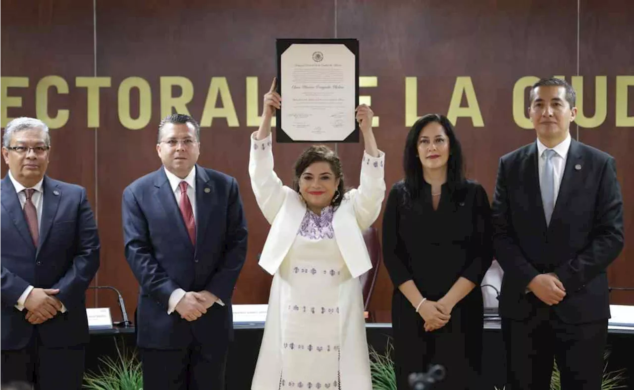 Tribunal Electoral de CDMX entrega constancia de validez para la Jefatura de Gobierno a Clara Brugada