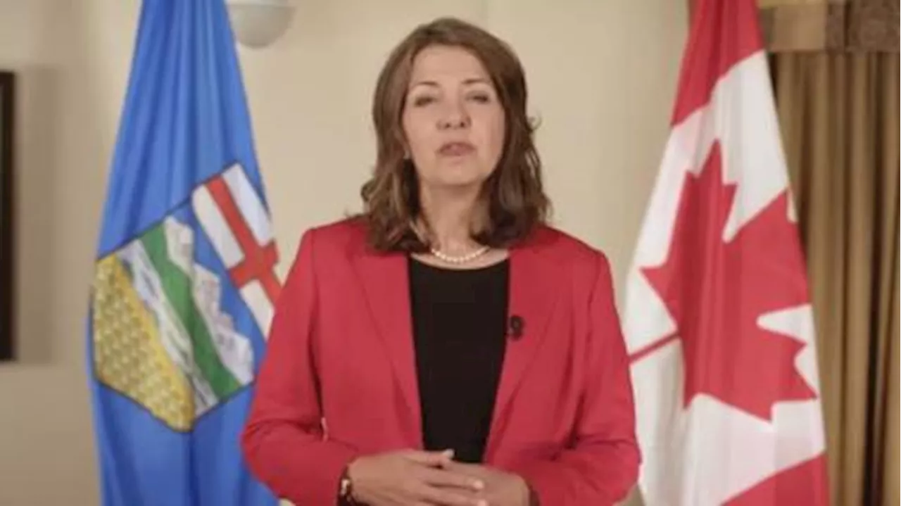 Danielle Smith unveils plans to amend Alberta Bill of Rights to protect gun, property owners