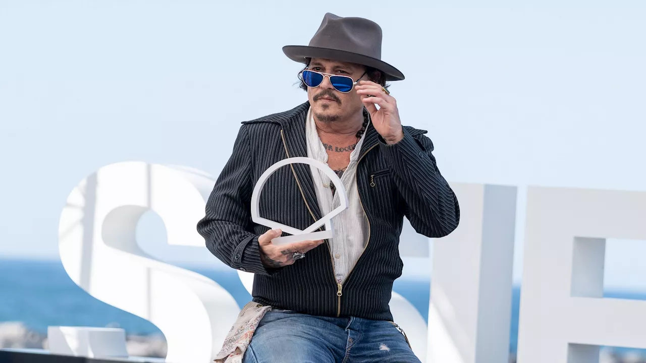 Johnny Depp métamorphosé, après ses nouvelles dents, l'acteur a prévu un relooking encore plus extrême