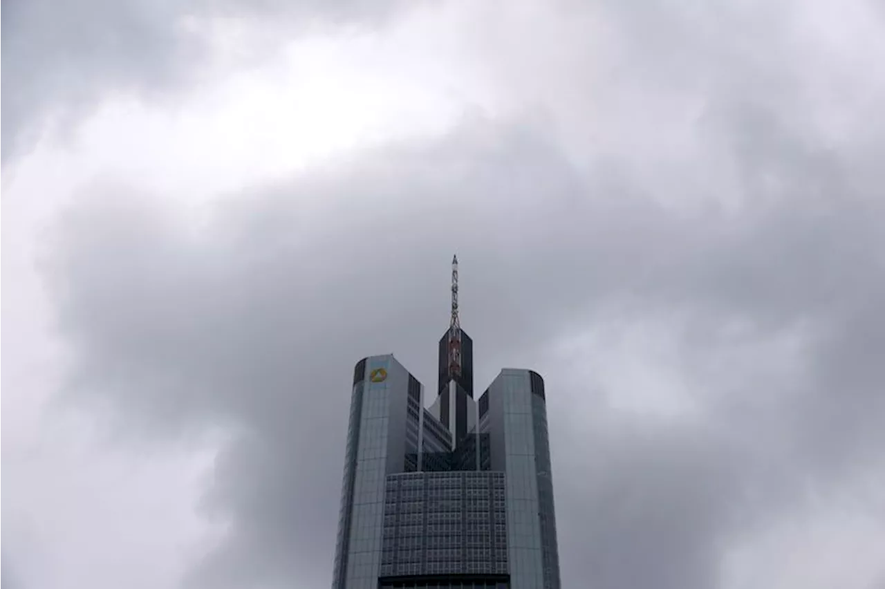 Presse: Commerzbank beauftragt auch UBS mit Abwehrstrategie gegen Unicredit