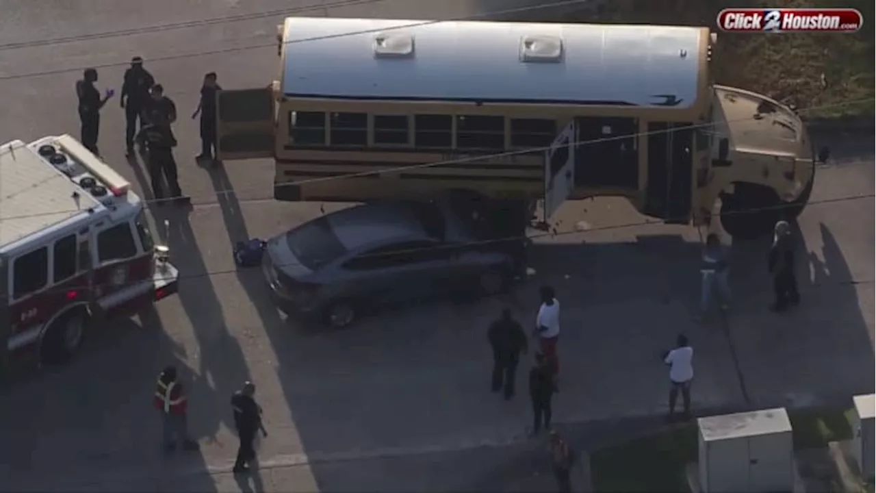 Fort Bend ISD school bus with students onboard involved in crash in SW Houston