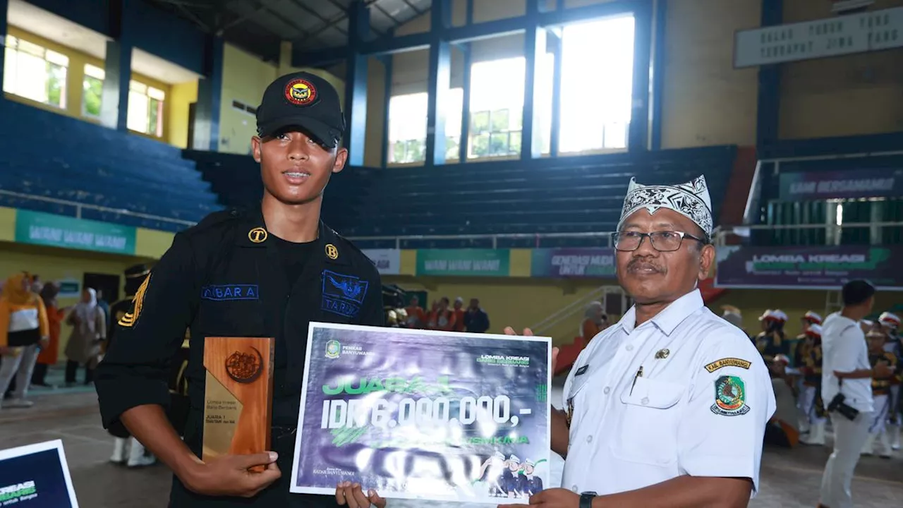 Plt Bupati Sugirah Tutup Lomba Kreasi Baris Berbaris Banyuwangi, Ini Daftar Lengkap Para Pemenang!