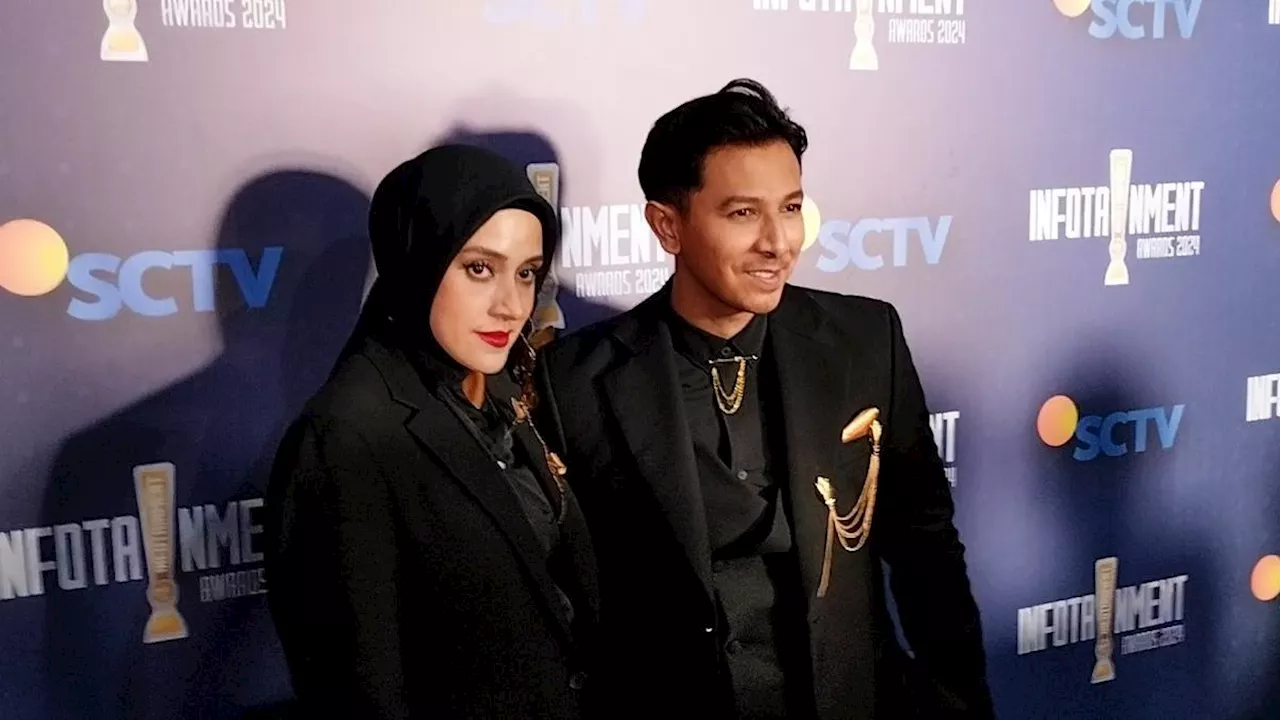 Sonny Septian dan Fairuz A Rafiq Tampil Rebel nan Elegan di Infotainment Awards 2024: Kayak Cinta Kita