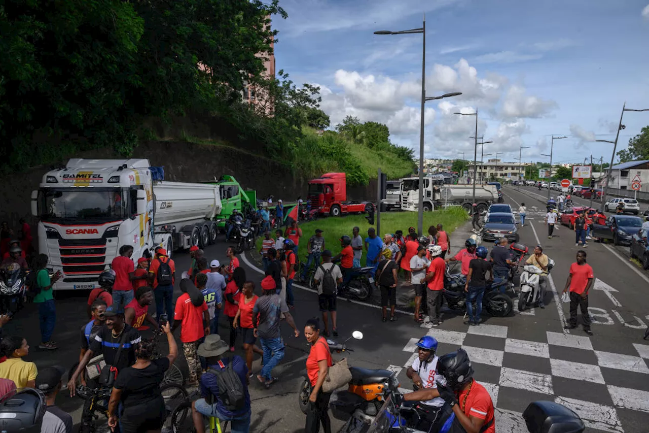 Retour au calme à la Martinique après un « déferlement inédit de violences »